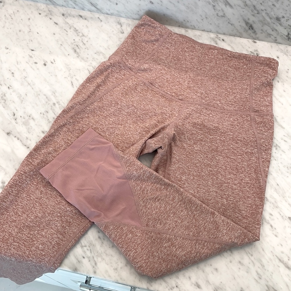 Zella Speckled Rose Colored Capri Workout Leggings